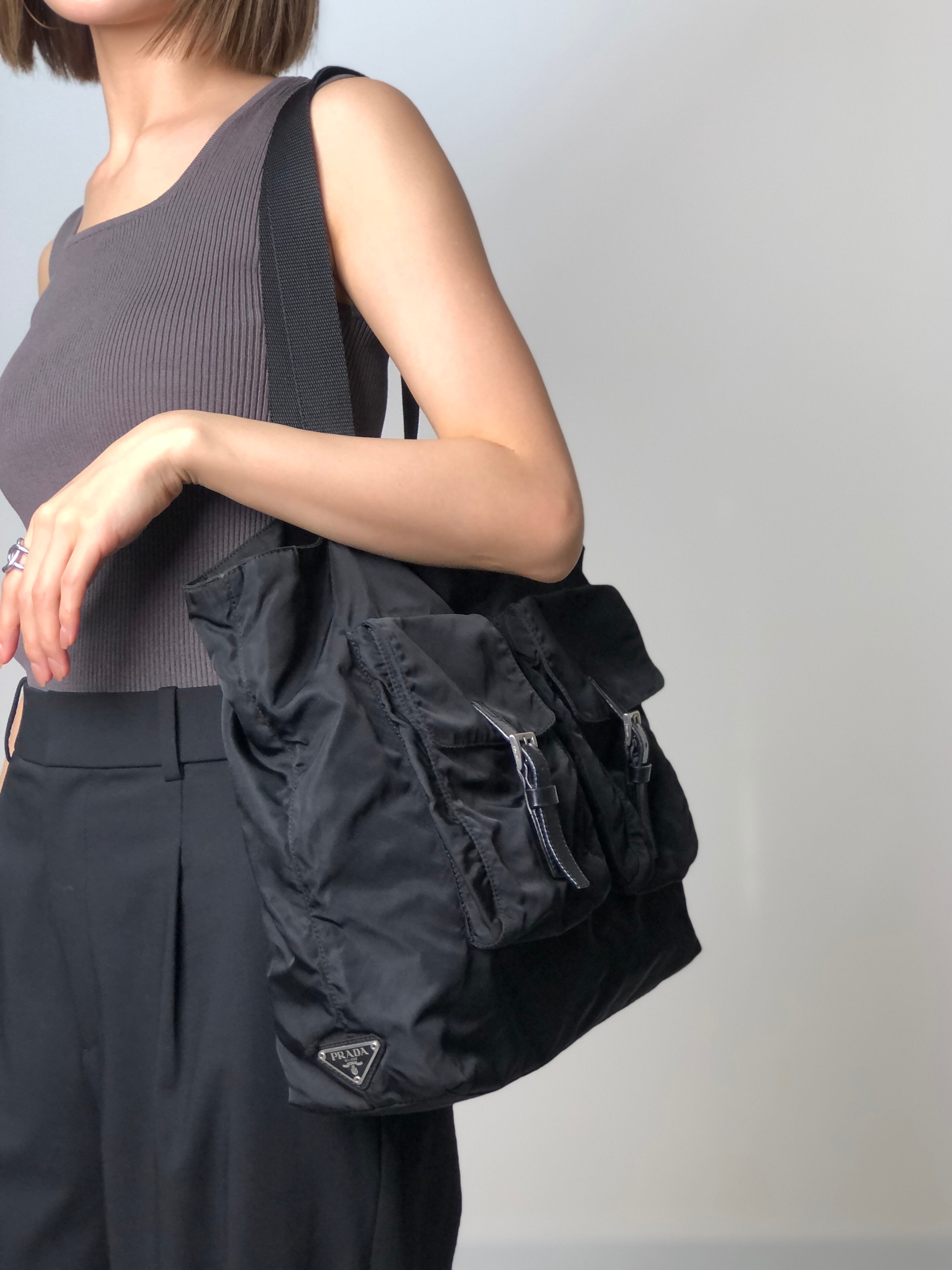 PRADA トートバッグ ブラック トライアングルロゴ ナイロン ダブルポケット