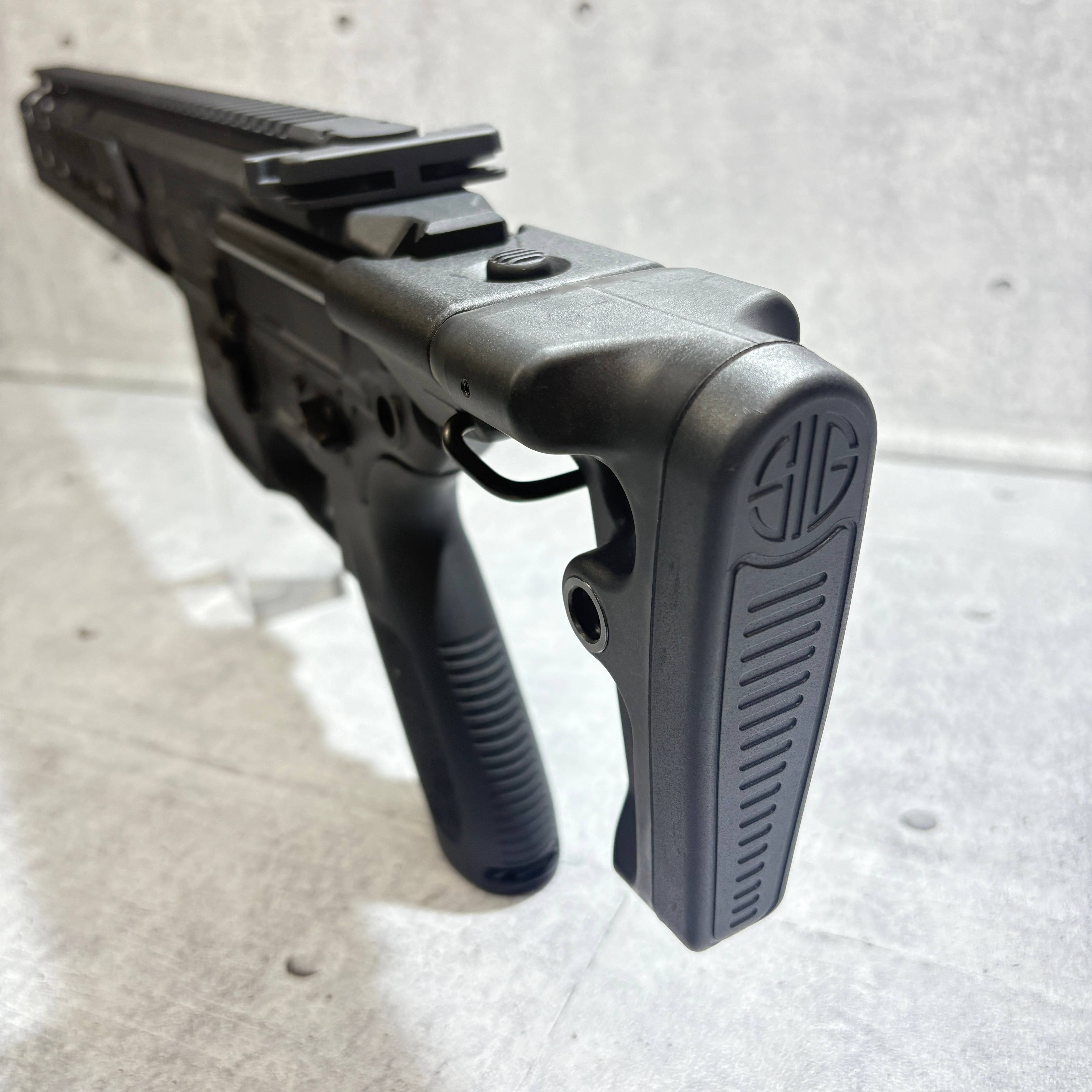 custom】【アウトレット】SIG SAUER ProForce MCX VIRTUS SBR C/T