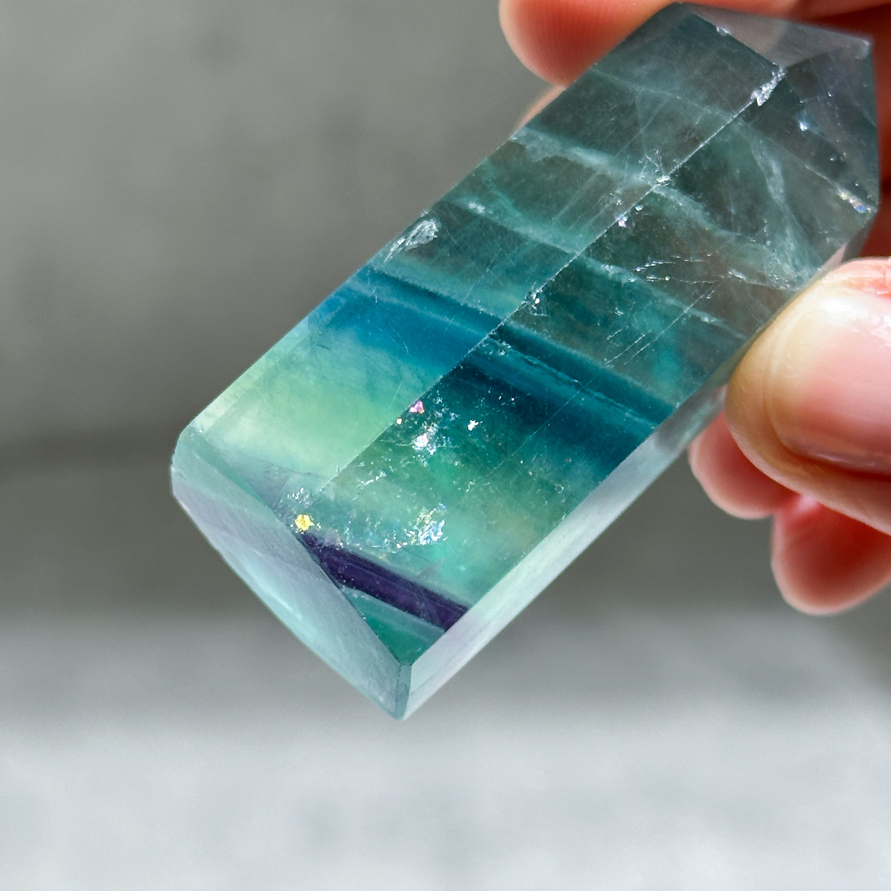 虹◎レインボーフローライト タワー型61◇ Rainbow Fluorite ◇天然石