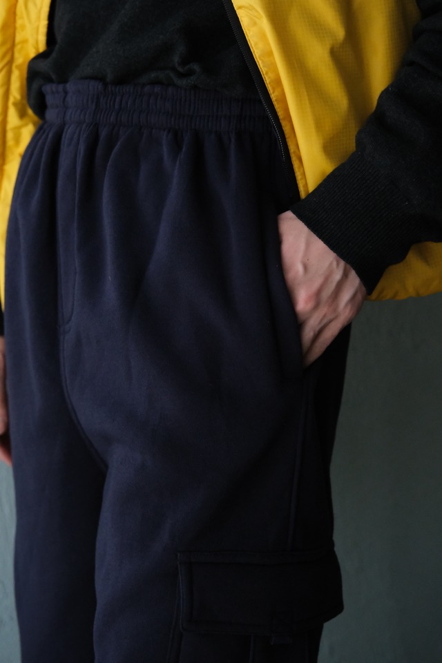 Utah／"ROADBLOCK" sweat pants／navy