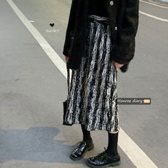 スタンダードストライプスカート オータムウィンターハイウェストウェストAライン レトロ 秋物 冬物 モンロー44113302353