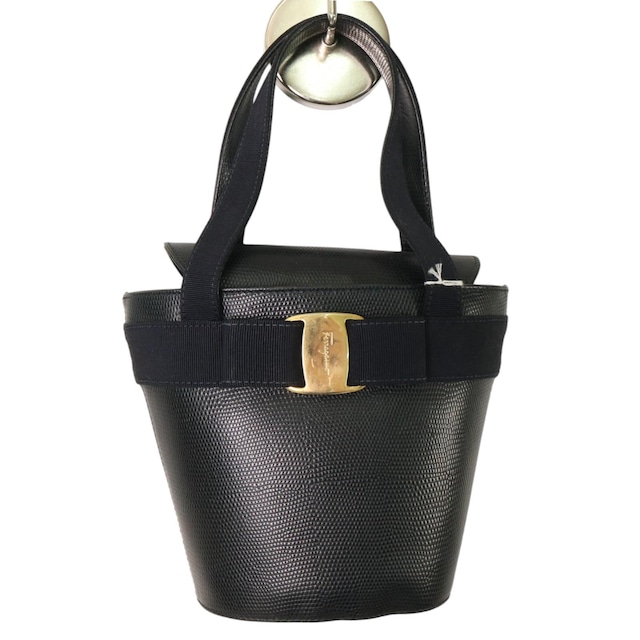 FERRAGAMOフェラガモ ハンドバッグ ブラック A-7888