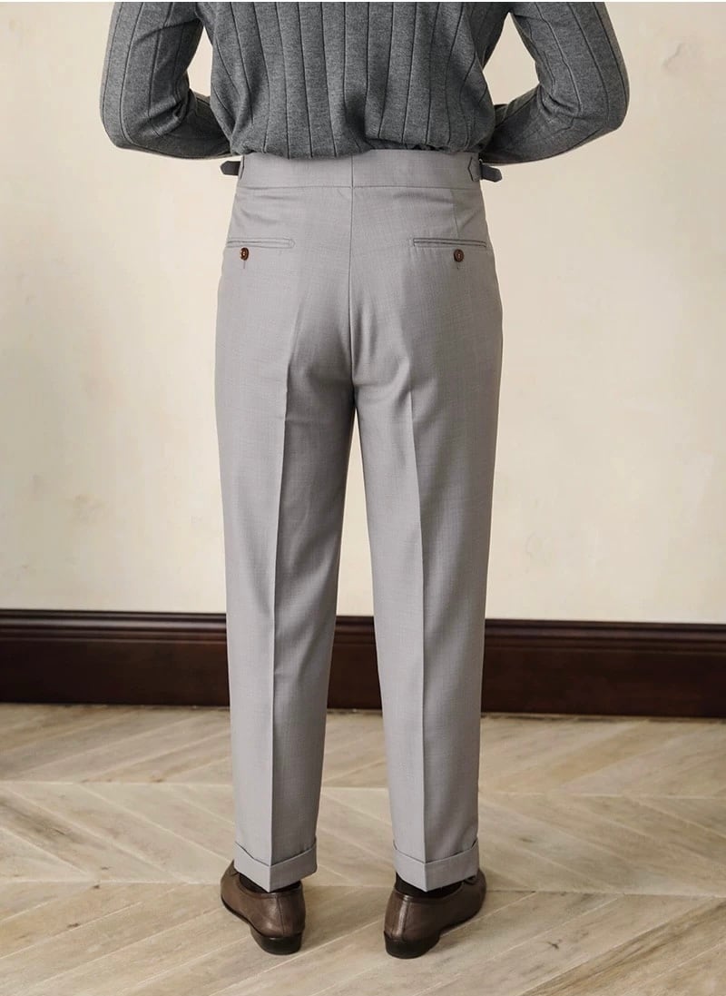 ツータックベルトレススラックス | Wide Range