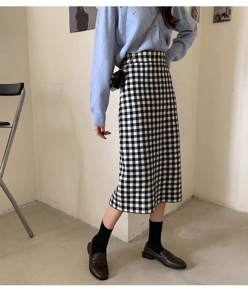 ミモレ丈チェックスカート
