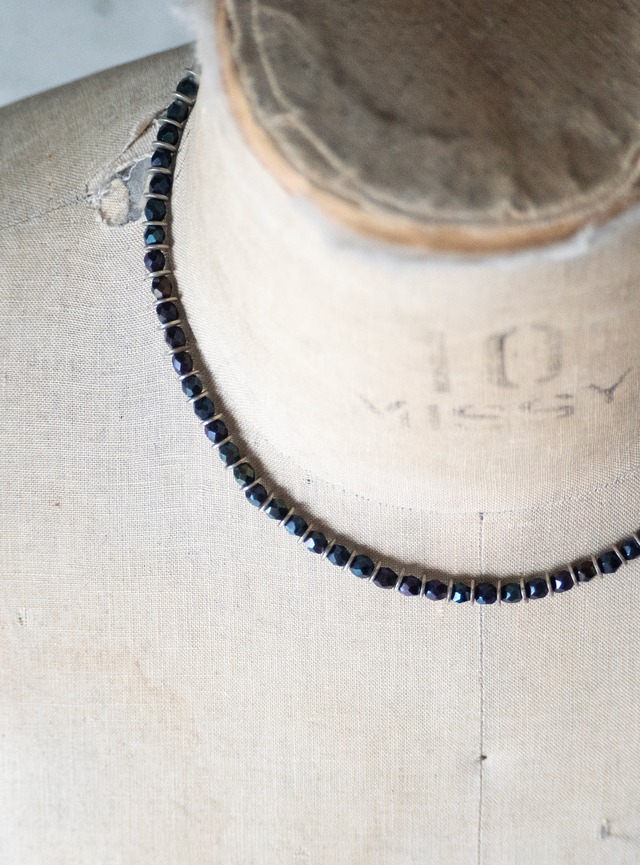 unknown 1980s Faceted glass beads necklace
