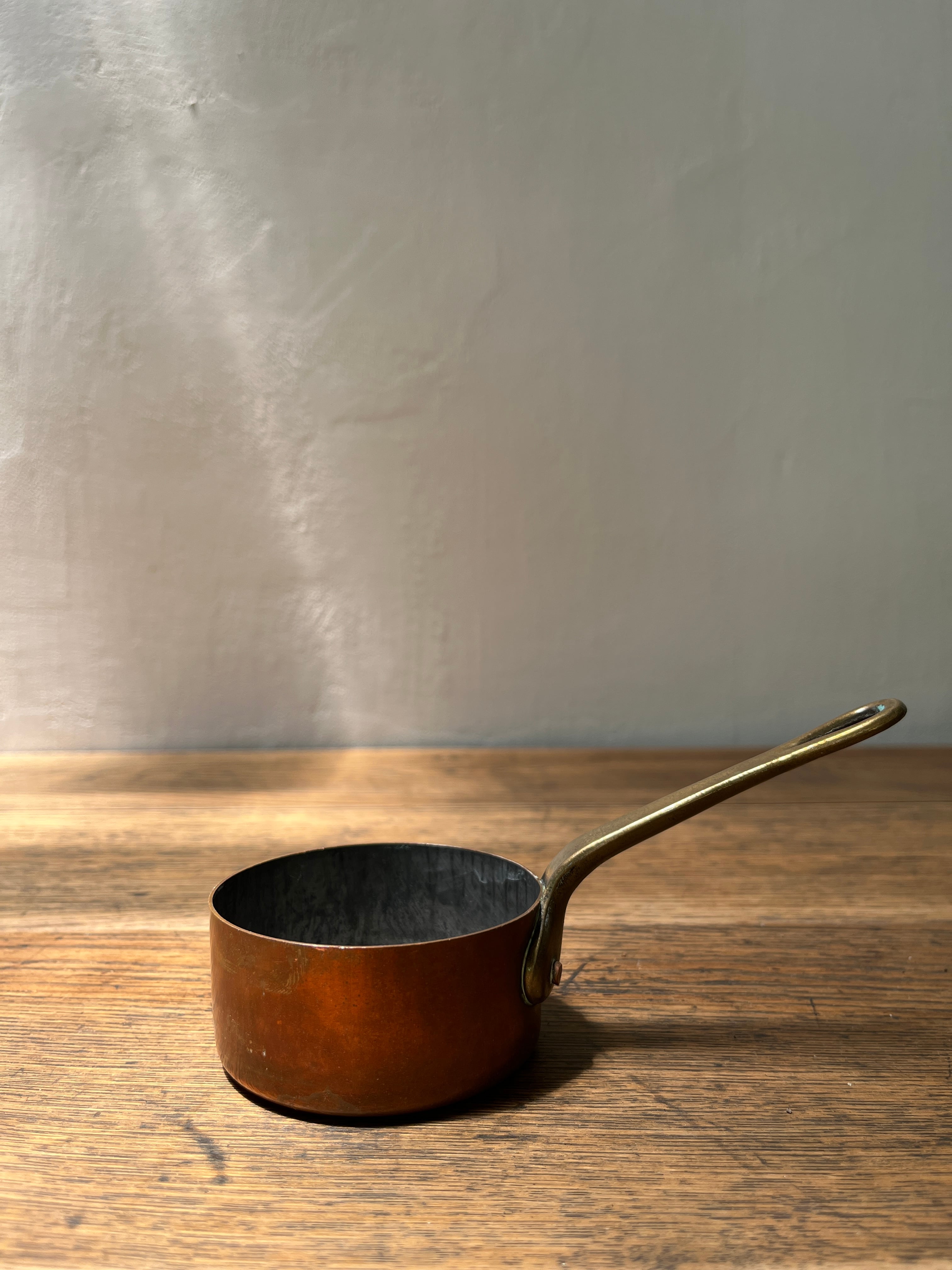 フランス製アンティーク小型の銅鍋 Copper pan (M) France Vintage＜銅鍋ミニ・フランスヴィンテージ
