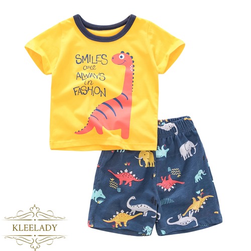 半袖 Tシャツ トップス 上下セット　セットアップ 大人気　男の子　カッコイイ　恐竜　お洒落　カジュアル　幼稚園　保育園　小学校　入園　綿肌ざわり通気性抜群な綿100％♪　お出掛けの 日にオススメです