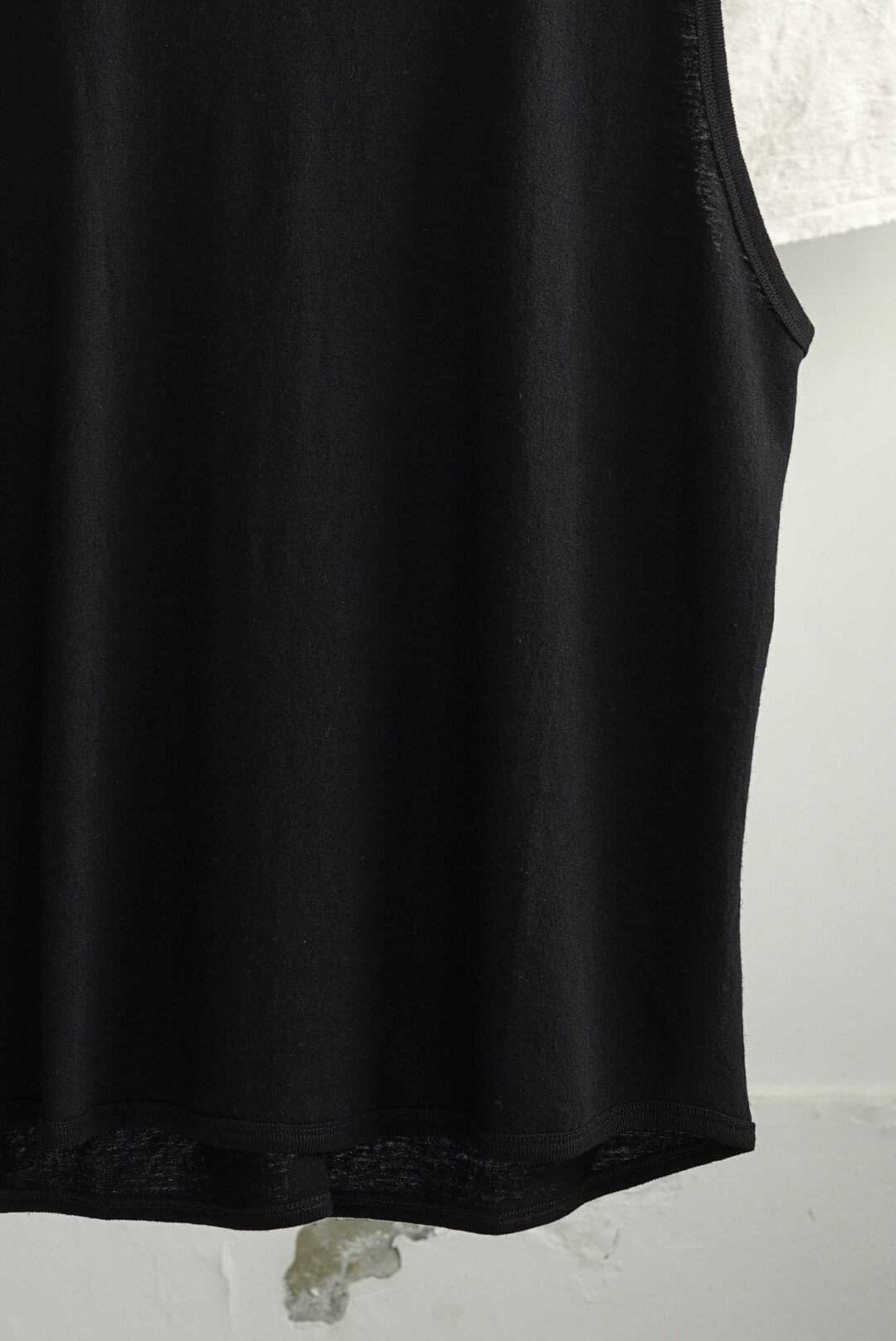 JAN JAN VAN ESSCHE - TANK TOP#16 | Brownie