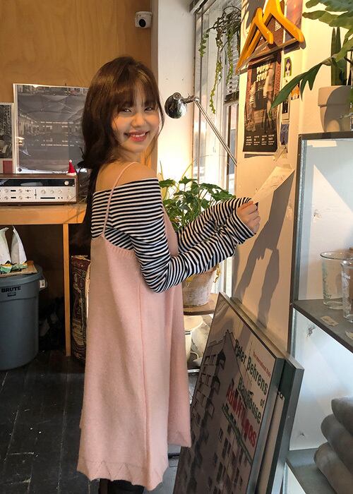 ☆AESPA カリナ 着用！！【BEGINNING】ストライプ オフショルダー