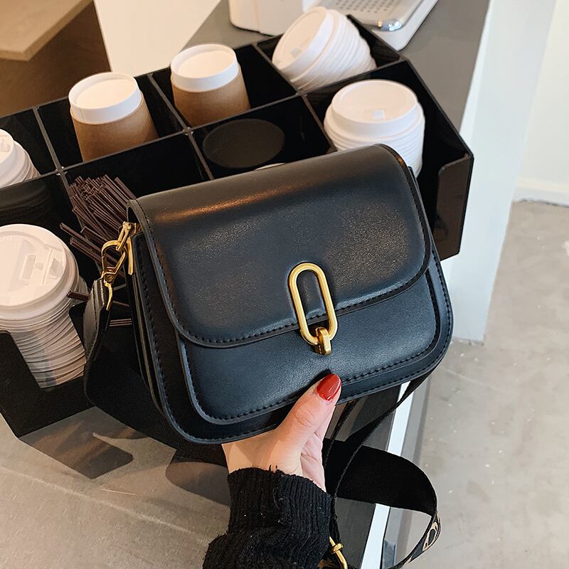 オータムウィンタースタイルレッド 秋物 冬物 スクウェア メッセンジャーバッグ Tiancai_Wing_Bag29879330333