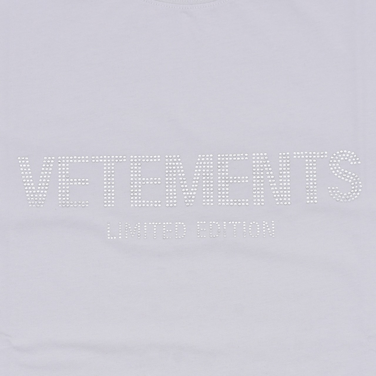 【VETEMENTS】LIMITED EDITION CRYSTAL LOGO T-SHIRT - 10