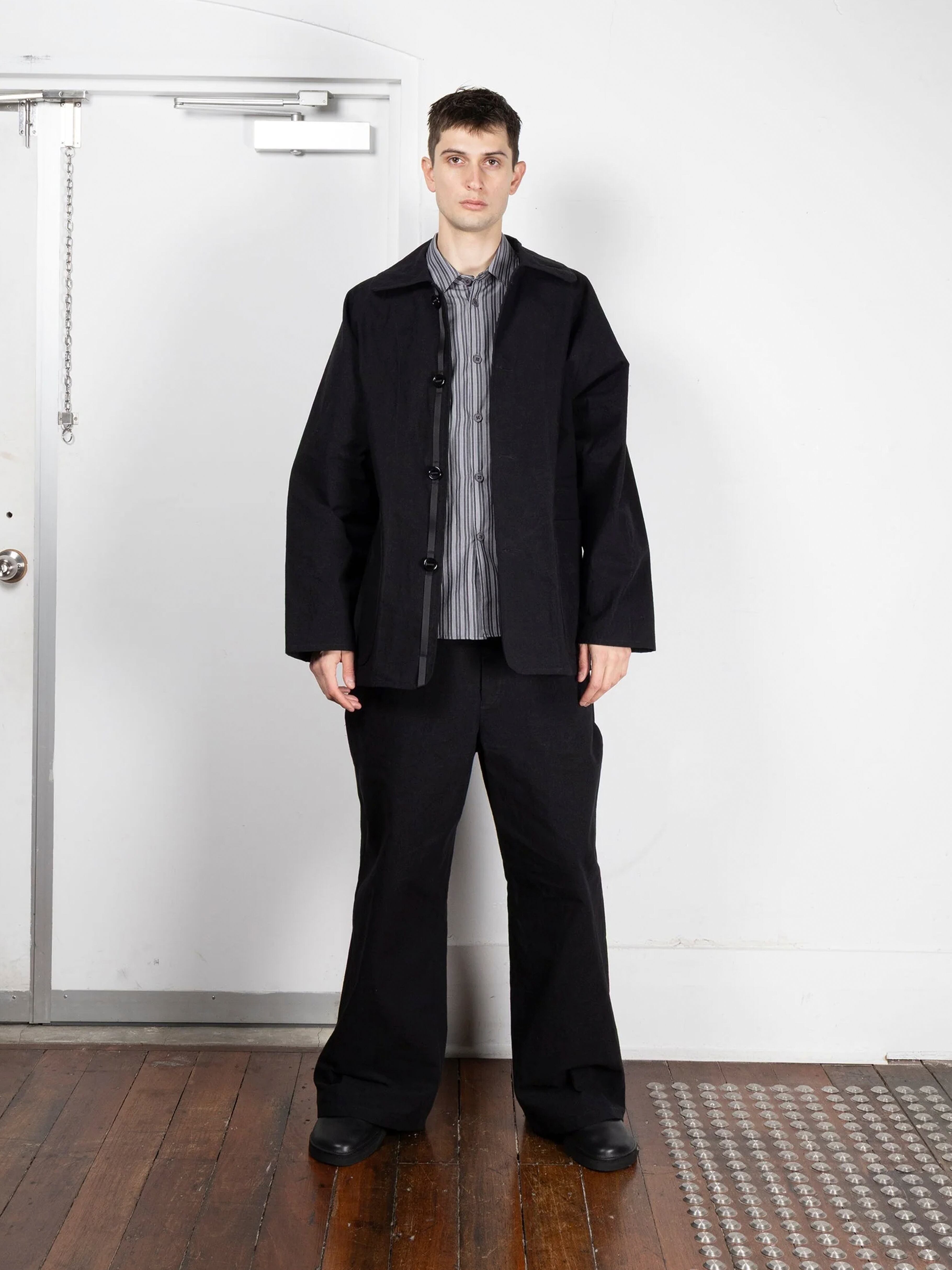 MAN-TLE Soft Shirt Black Wax R20S3 | BEST PACKING STORE