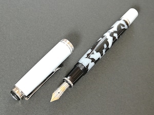 2003　ペリカン M６２０ ニューヨーク　Pelikan M620 New York　（中字）　18C　　　　　01186