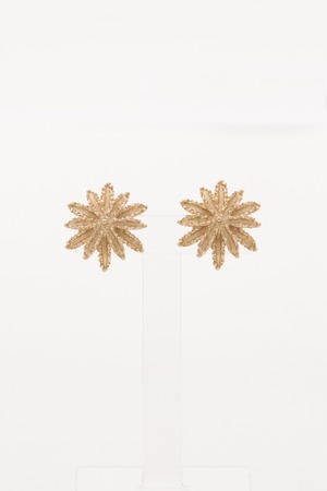 【Run Rabbit Run Vintage 】Gold flower earring