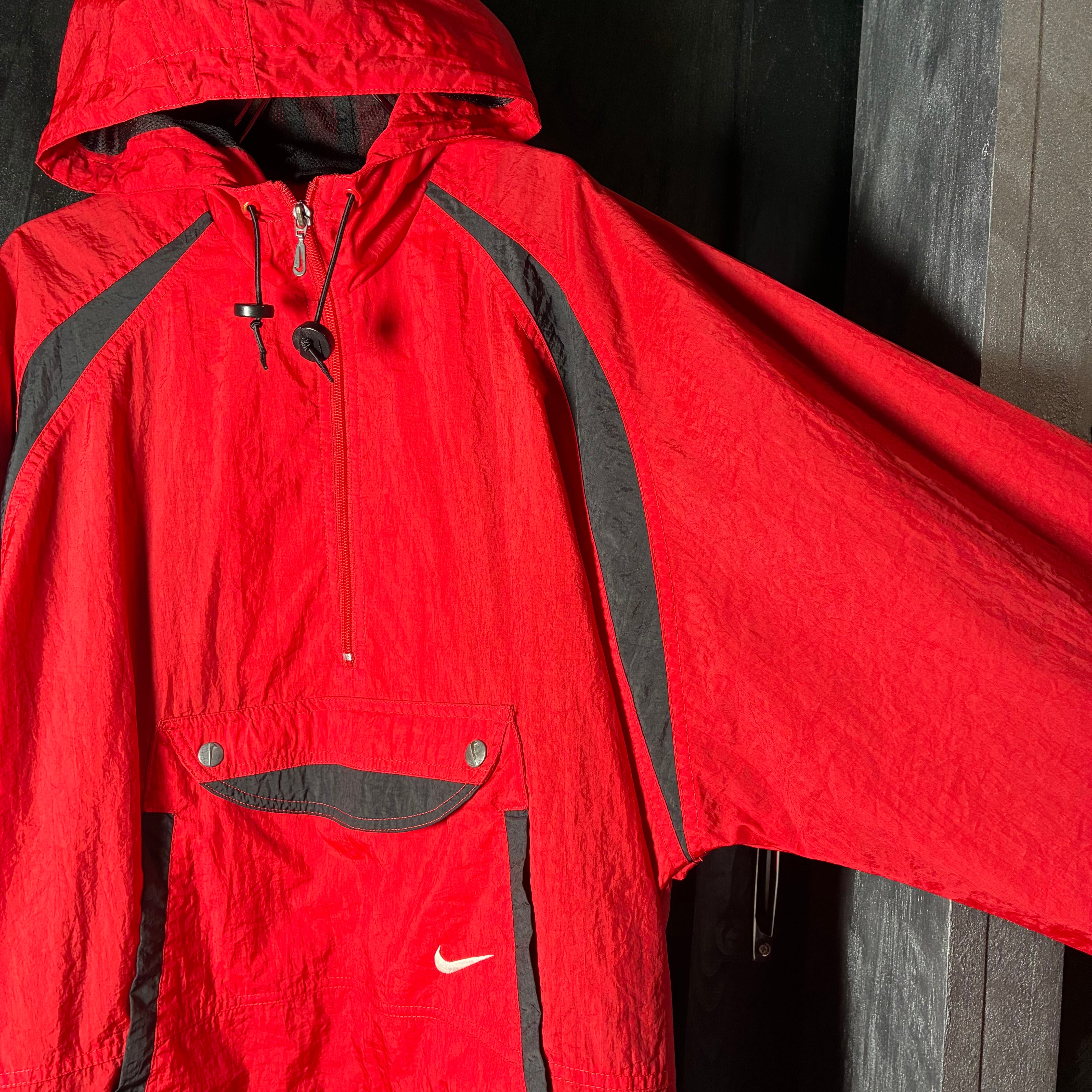 90s NIKE ハーフジップ ナイロンアノラック 赤黒 短丈ドローコード