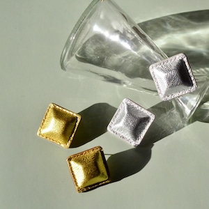 leather pierce/earring   《Shiny Airas~square~》2colors