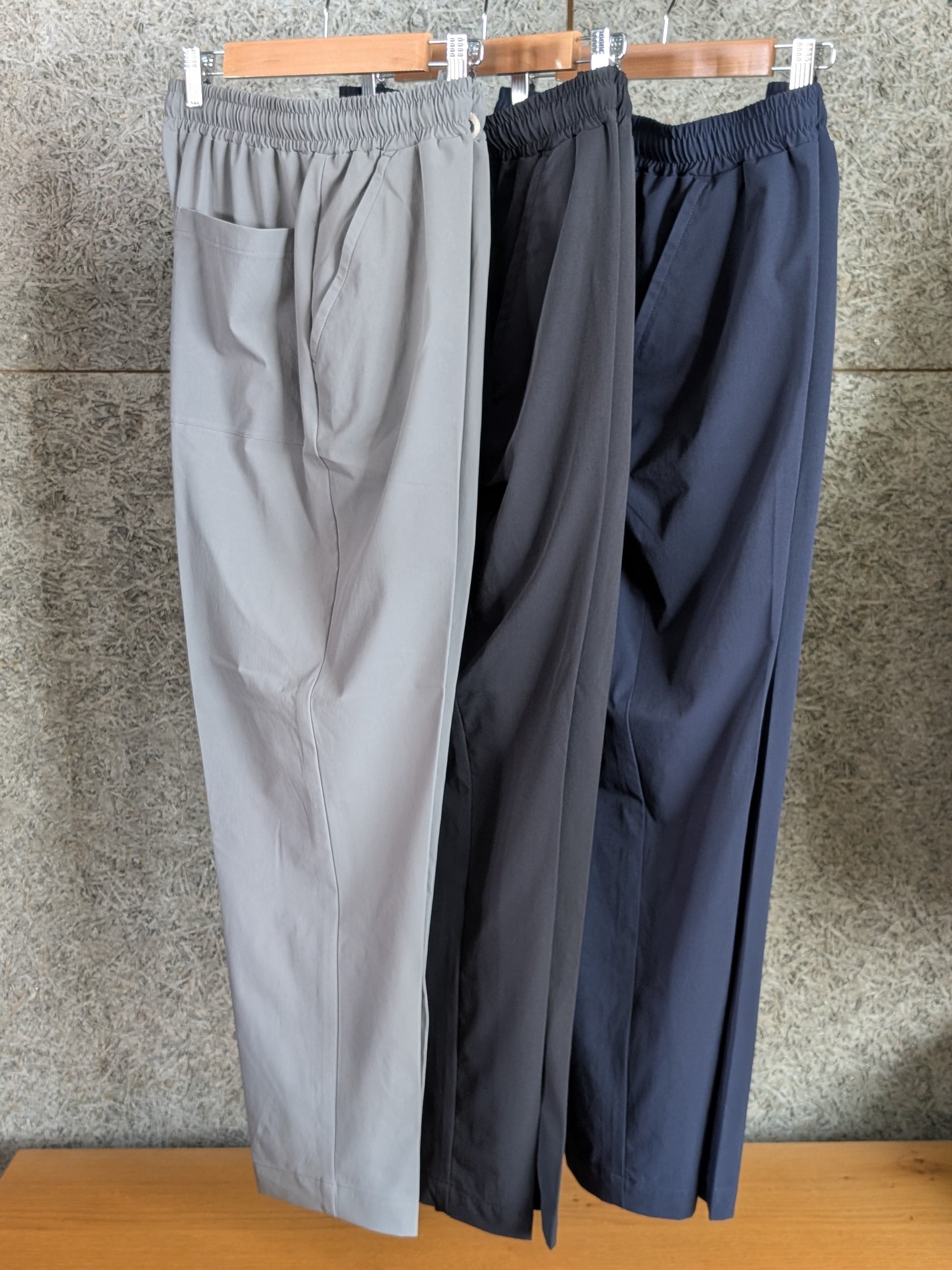 【DELICIOUS】Urban Easy Slacks(Unisex) | JAMES&CO.