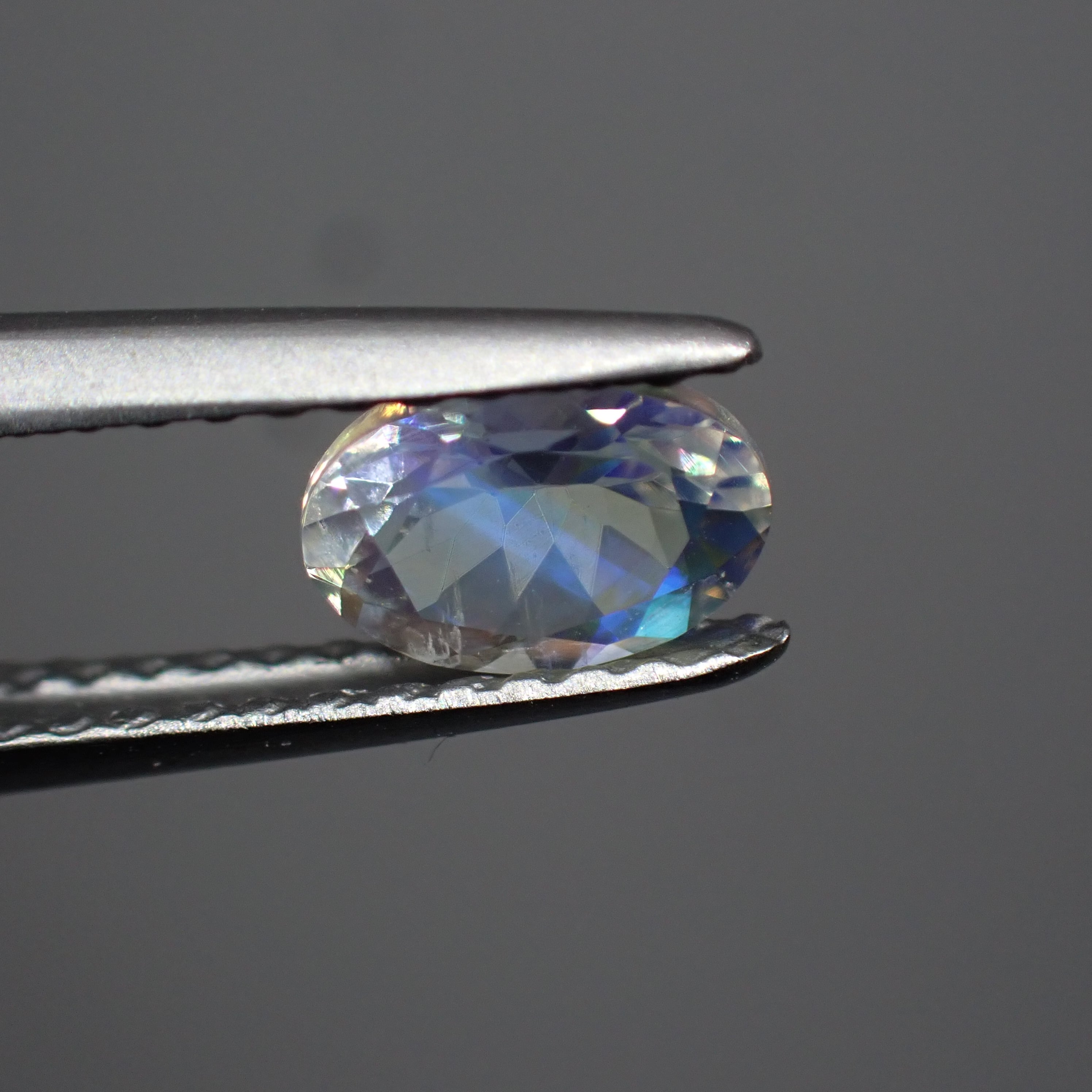 フレッシュオレンジ×ブルー☆ラブラドライト 0.497ct | 宝石ルース販売 