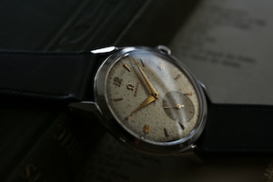 【OMEGA】 1951年製 オメガ 『30mmキャリバー』スモールセコンド ”スパイダー・ラグ” トリプルコンビネーション・インデックス ブラウンエイジング スモールセコンド 手巻き / Vintagewatch / 30mmcaliber / Cal.265