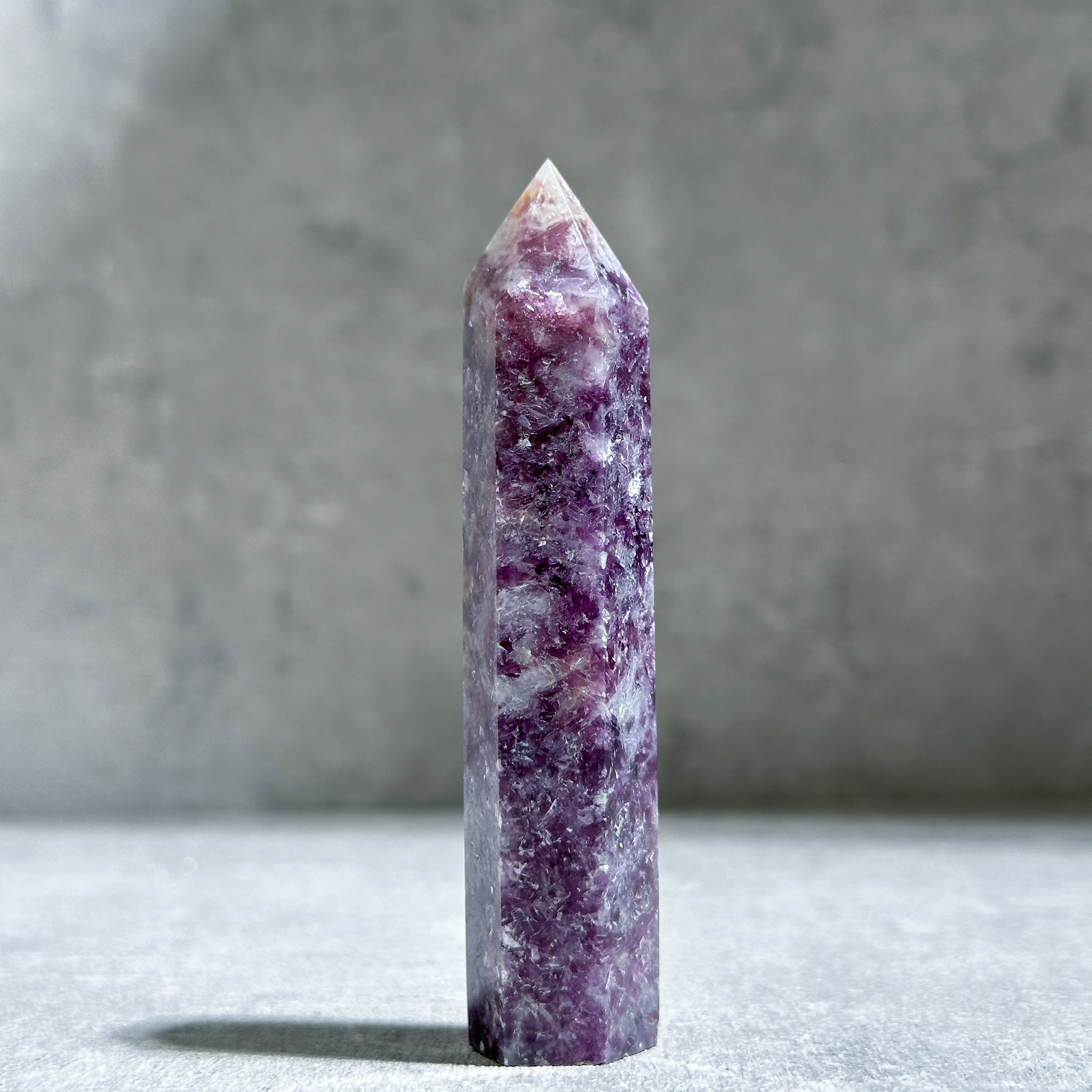 レピドライト タワー型82◇Lepidolite◇天然石・鉱物・パワーストーン