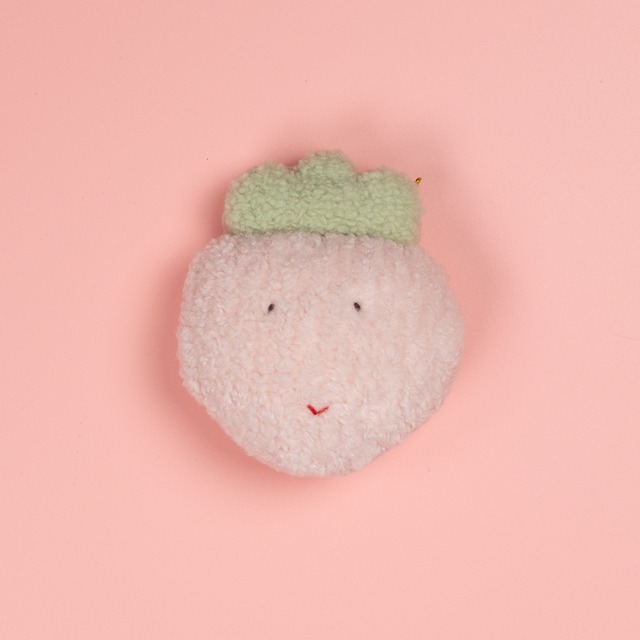 < saupoudrer > いちごちゃんのぬいぐるみ