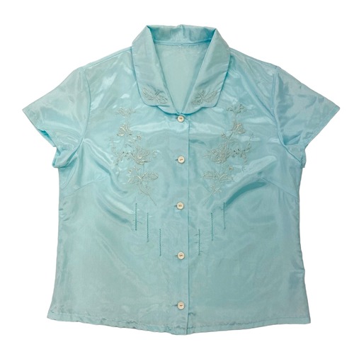 水色花柄ブラウス