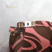 フラダンス 衣装 スカート ブラウン系 プルメリア柄 ハワイアンプリント アロハ フラ ダンス レッスン 練習 花柄 フラワープリント ピンク系 茶 ピンク かわいい おしゃれ 華やか 上品 ふんわり フレアスカート 大人っぽい アロハシャツ フラダンスイベント ダンスウェア 夏用 コーディネート シンプルデザイン リゾートファッション レディーススカート カジュアル おしゃれな装い