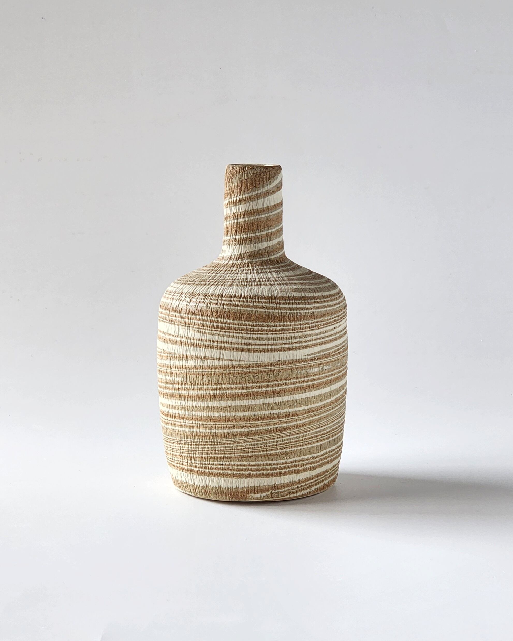 Red and white neriage vase #2