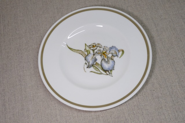 スージークーパー「アイリス サイドプレート16.8cm」イギリス製 ヴィンテージ susie cooper C2087