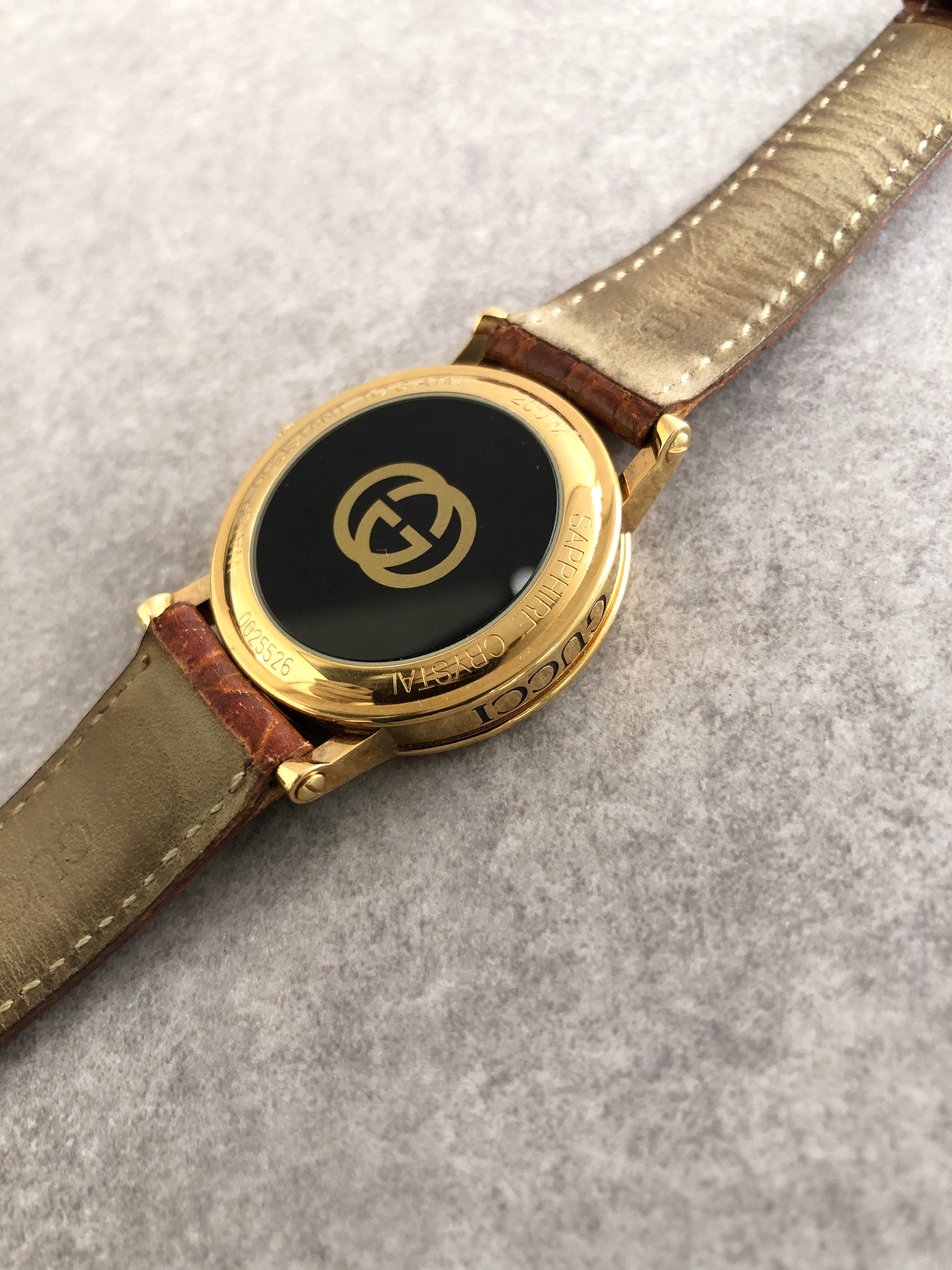 GUCCI グッチ 腕時計 ゴールド×ブラウン ローマ文字 型押しレザー