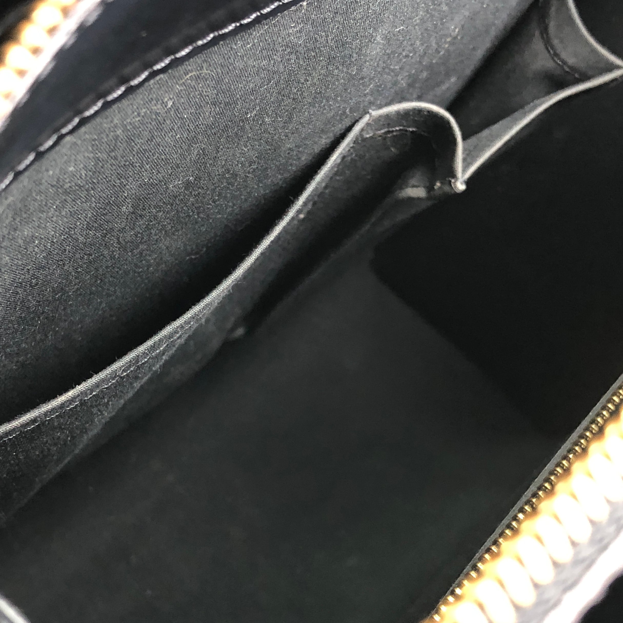 LOUIS VUITTON ルイヴィトン エピ ハンドバッグ ブラック レザー