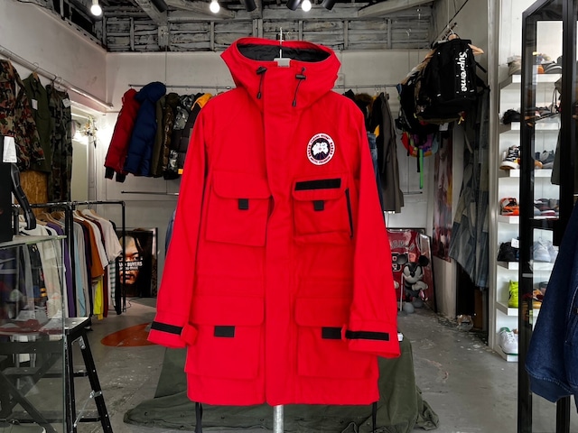COMME des GARCONS	 × CANADA GOOSE JUNYA WATANABE MAN HARBOUR JACKET RED XS 13348
