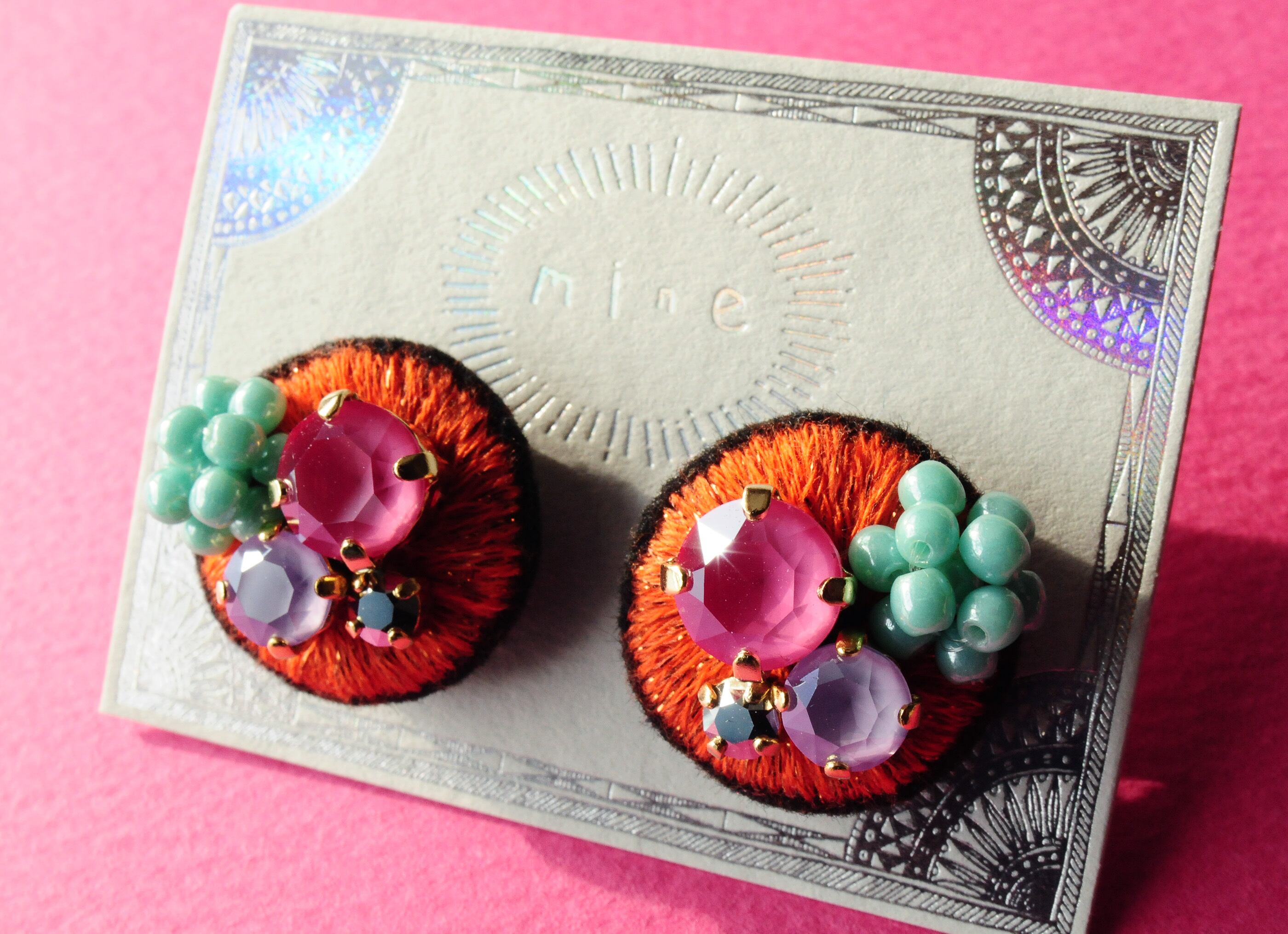 <Stella~遊び好きの星~>刺繍イヤリング「 ジュエルJewe/レトロガーデンRetro Garden 」