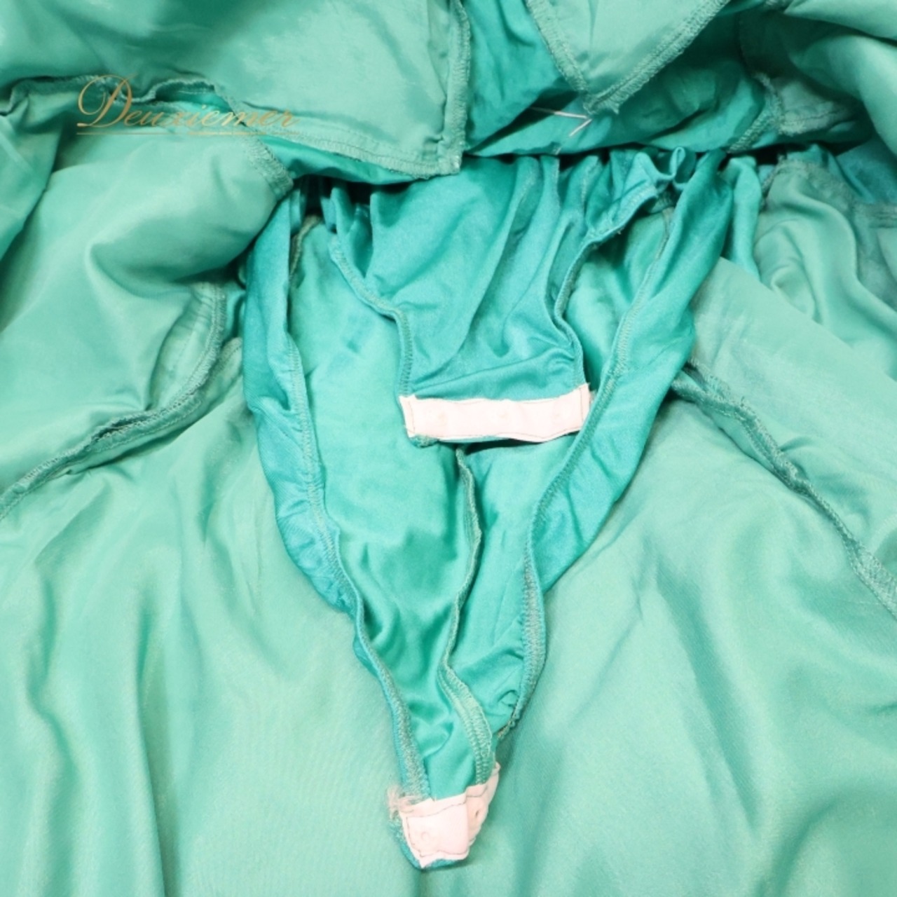 社交ダンス 衣装 スタンダードドレス ワンピース ドレス グリーン系 ブルー系 VeRTigo フリル レース フロート 青緑 デモ 競技 ダンス パーティ 発表会 豪華 華やか エレガント 上品 パフォーマンス用