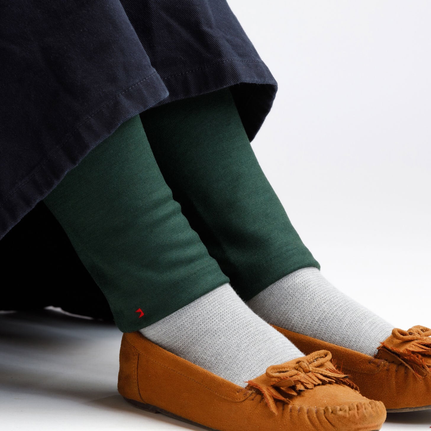 東かがわの手袋職人がつくったレッグウォーマー】918 フォレスト