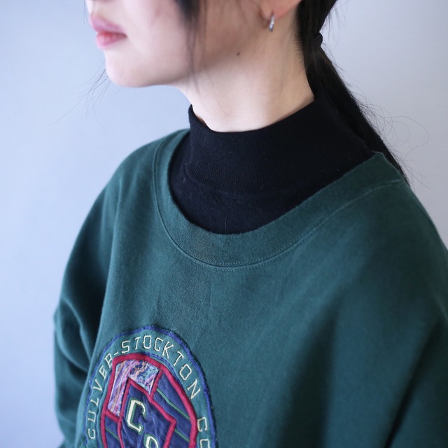 "刺繍"  one point big logo design XXL over silhouette sweatshirt