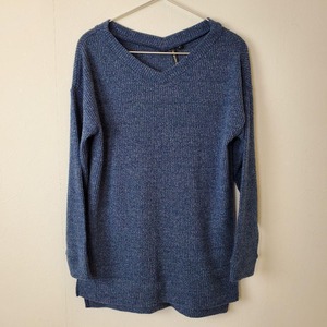 【USED】エイチケワークスロンドン　美品　春ニットセーター通勤通学