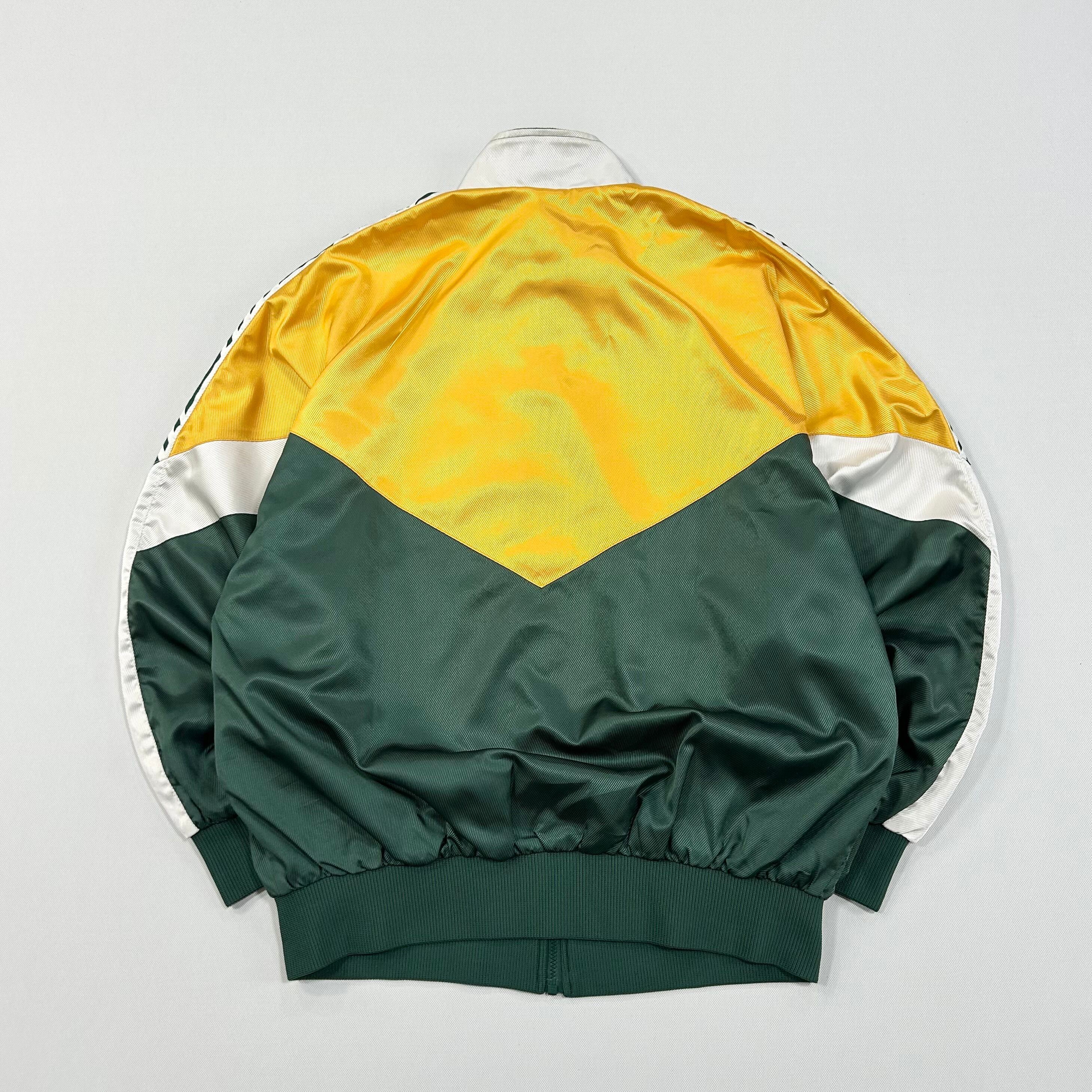90s UMBRO 日本製 ナイロントラックジャケット ダイヤモンドテープ