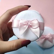 3枚セット洗い替え用ルースパウダーパフ 可愛い蝶リボン付きフェイスパウダーパフ 厚型タイプベビーパウダーパフ ルーセントパウダー専用メイク用スポンジパフ (直径7cm)