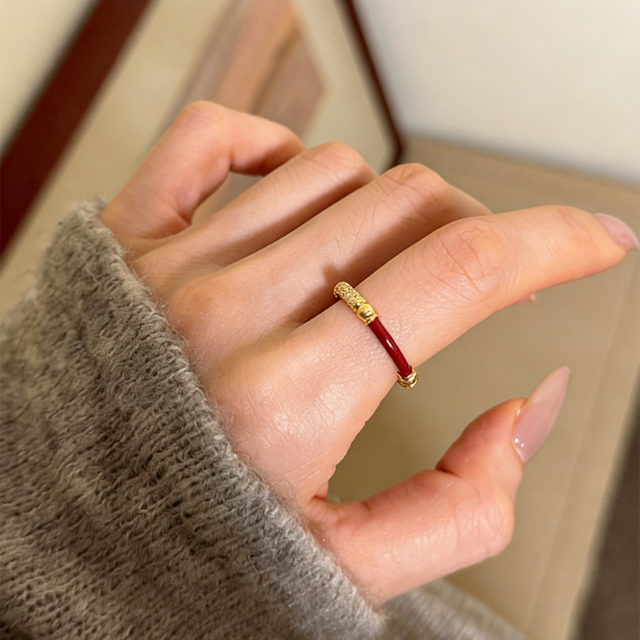 suzyacc深紅のエナメル スワロフスキーリング