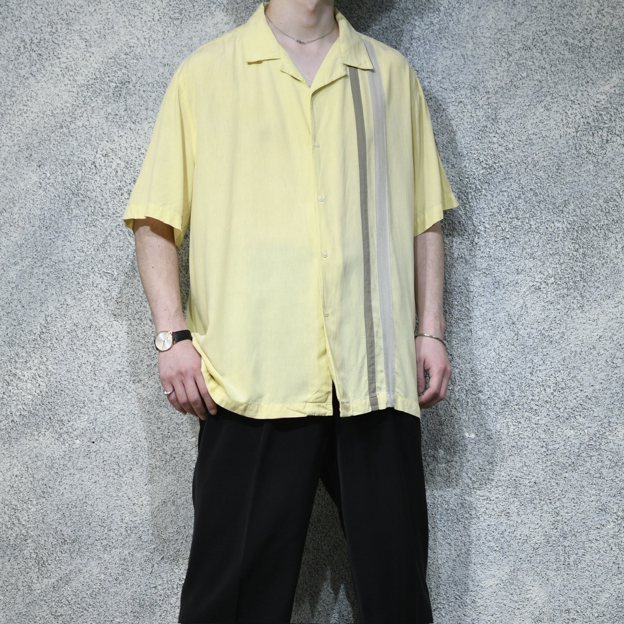 switching design silk open collar shirt