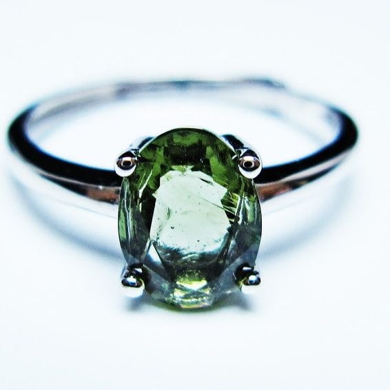 モルダバイト リング モルダウ石 指輪 フリーサイズ 14号 一点物 メール便可 [M便 1/20] 199-703