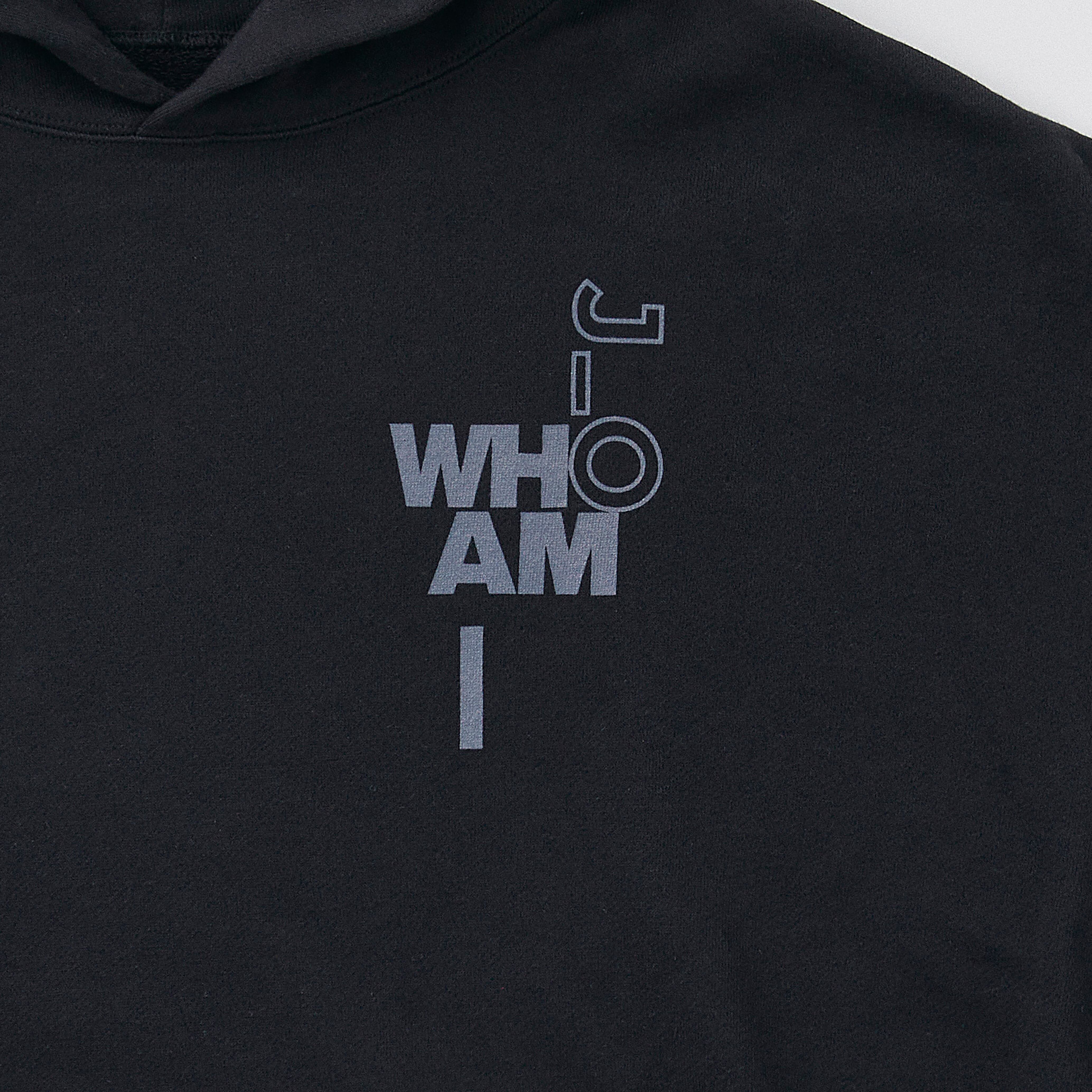J_O×WHO AM Iパーカー | JANTJE_ONTEMBAAR