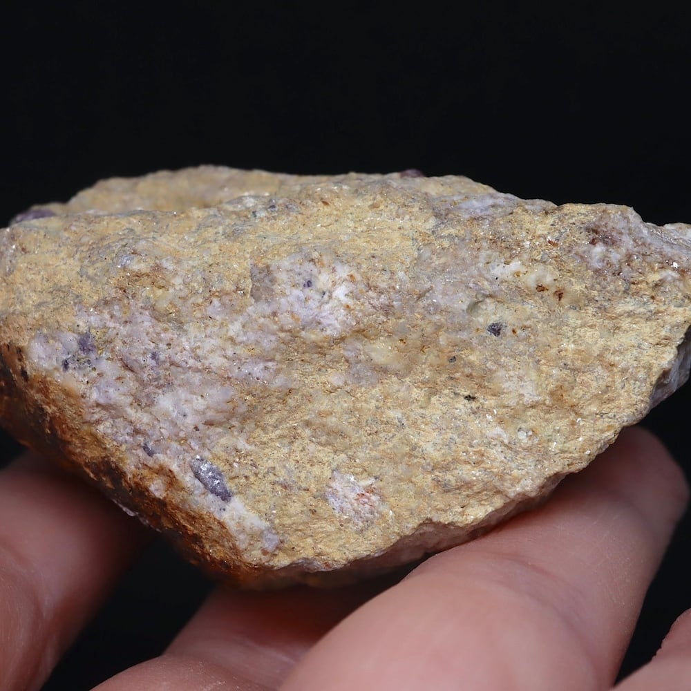 カリフォルア産 コランダム ルビー サファイア 原石 91.3g CRD099 鉱物