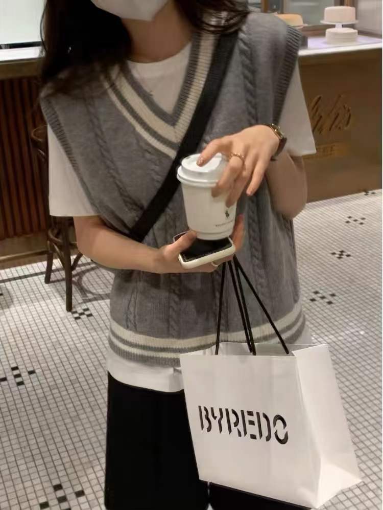 ライン入りニットベスト　AJ1079-2501