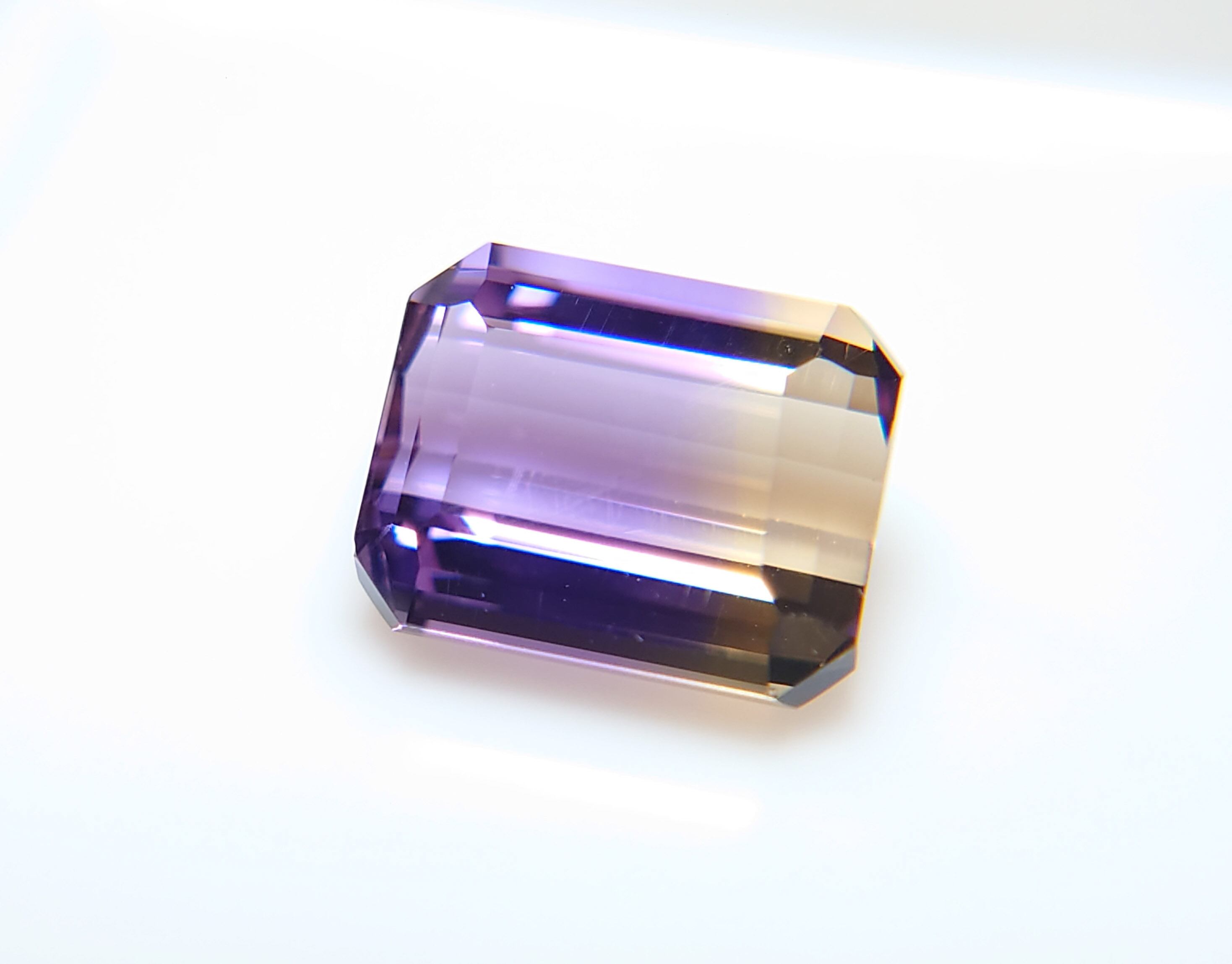 極美品！ アメトリン 3.94ct ルース（LA-6248） | ＬＡＧＯＯＮ