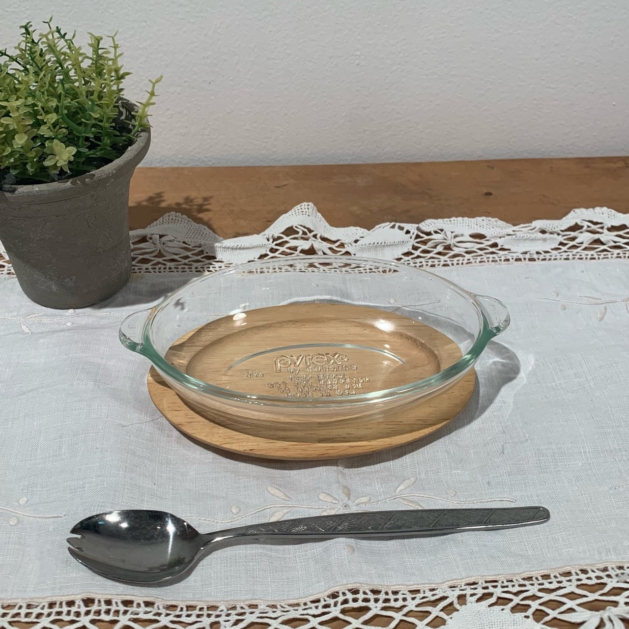 グラタン皿 木製トレー付き オールドパイレックス Pyrex CORNING