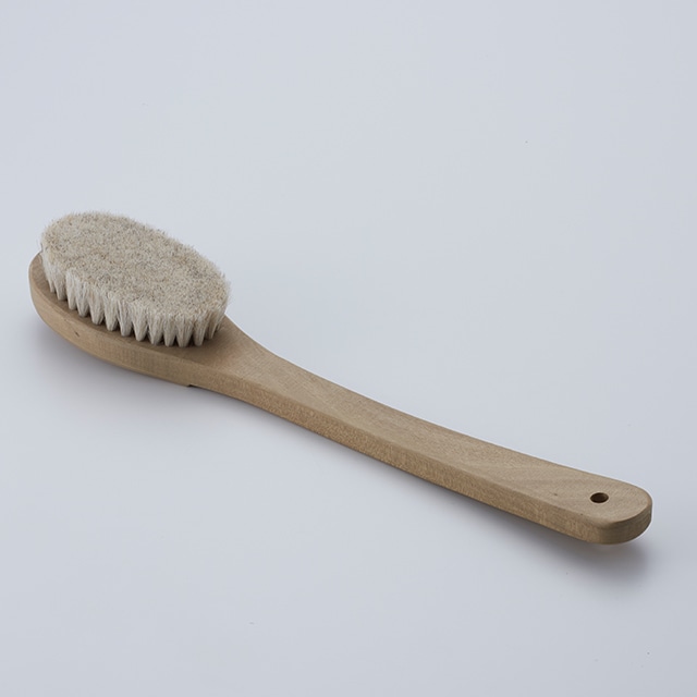 ボディブラシ 身体用 長柄 白馬毛のたてがみ　／　Body Brush　for Body (long handle, the mane of a white horse)