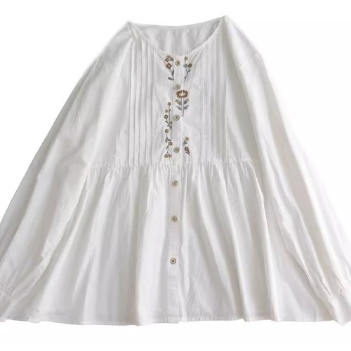 ラインフラワー刺繍ピンタックブラウス ・9779