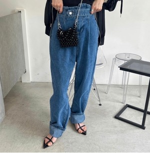 3size / ハイウエストテーパードデニムパンツ